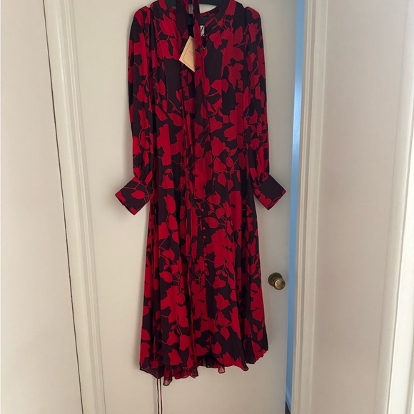 La Ligne Red and Black Pleated Sundress with Bishop Sleeves - Picture 2 of 4